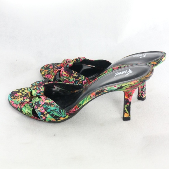 FIONI Multicolor Cross Strap Open Toe Sandals Sz 8.5 US Women - Picture 5 of 8